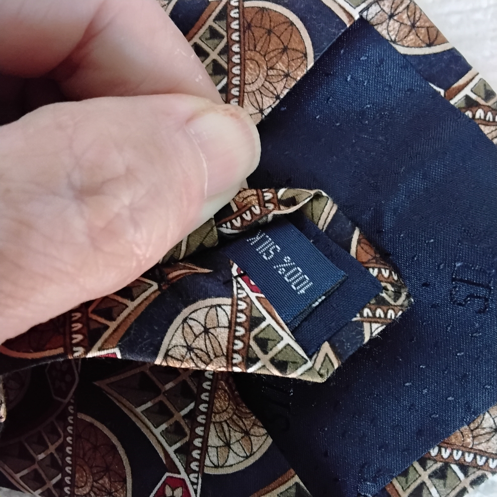Keith DANIELS 100% Silk Geometric Men's Tie in Navy Green Brown and Red - Picture 6 of 8